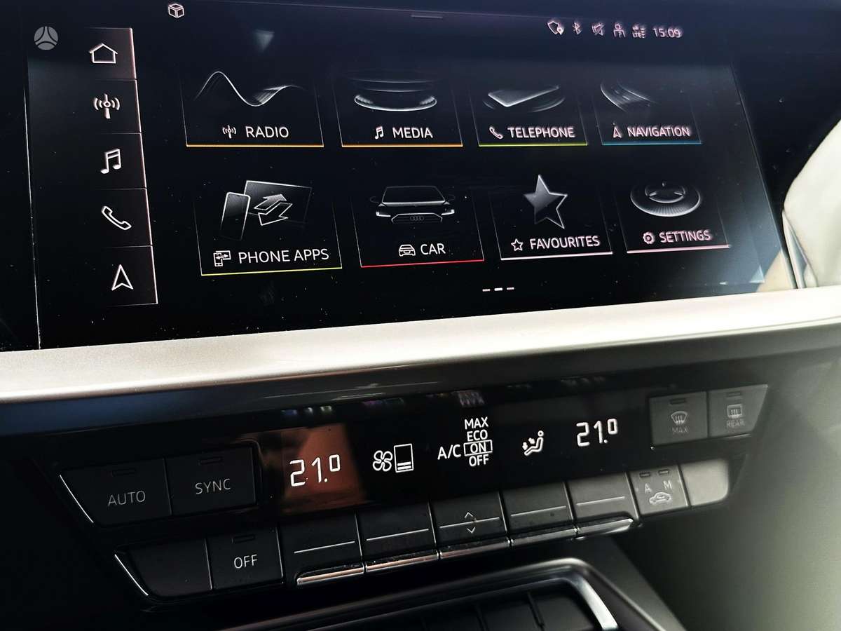 Audi A3, 1.0 l., Седан