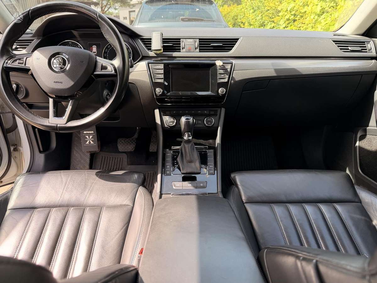 Skoda Superb, 2.0 l., Универсал