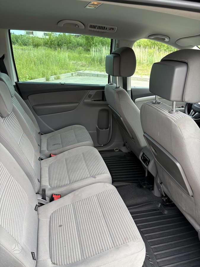 SEAT Alhambra - 8
