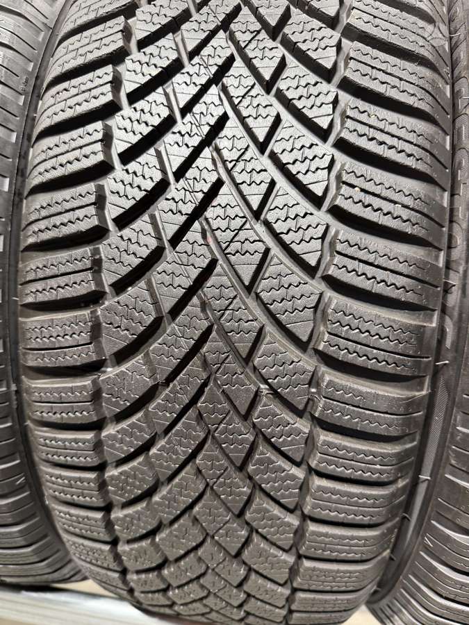 Bridgestone Blizzak lm005, winter 215/50 R19