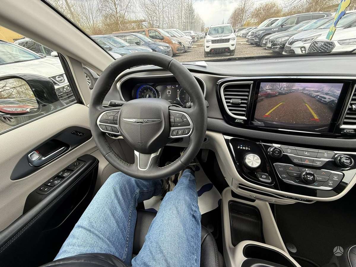 Chrysler Pacifica, 3.6 l., Минивэн