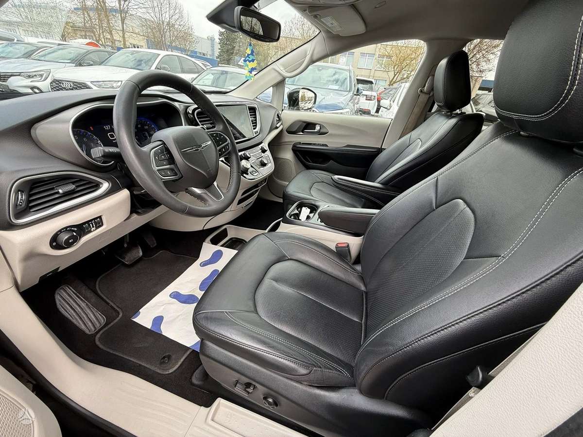 Chrysler Pacifica, 3.6 l., Минивэн