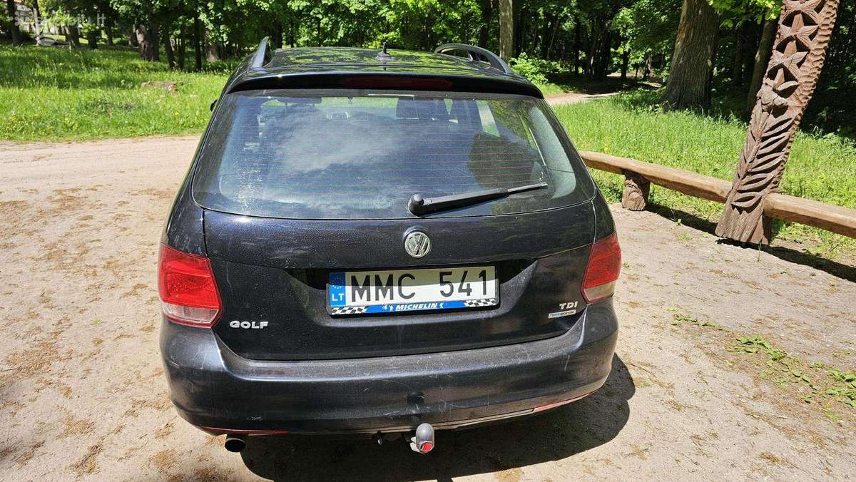 Volkswagen Golf - 2