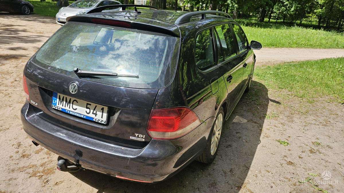 Volkswagen Golf - 12