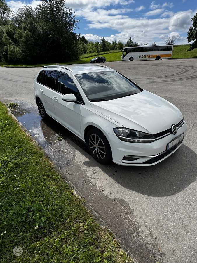 Volkswagen Golf - 7