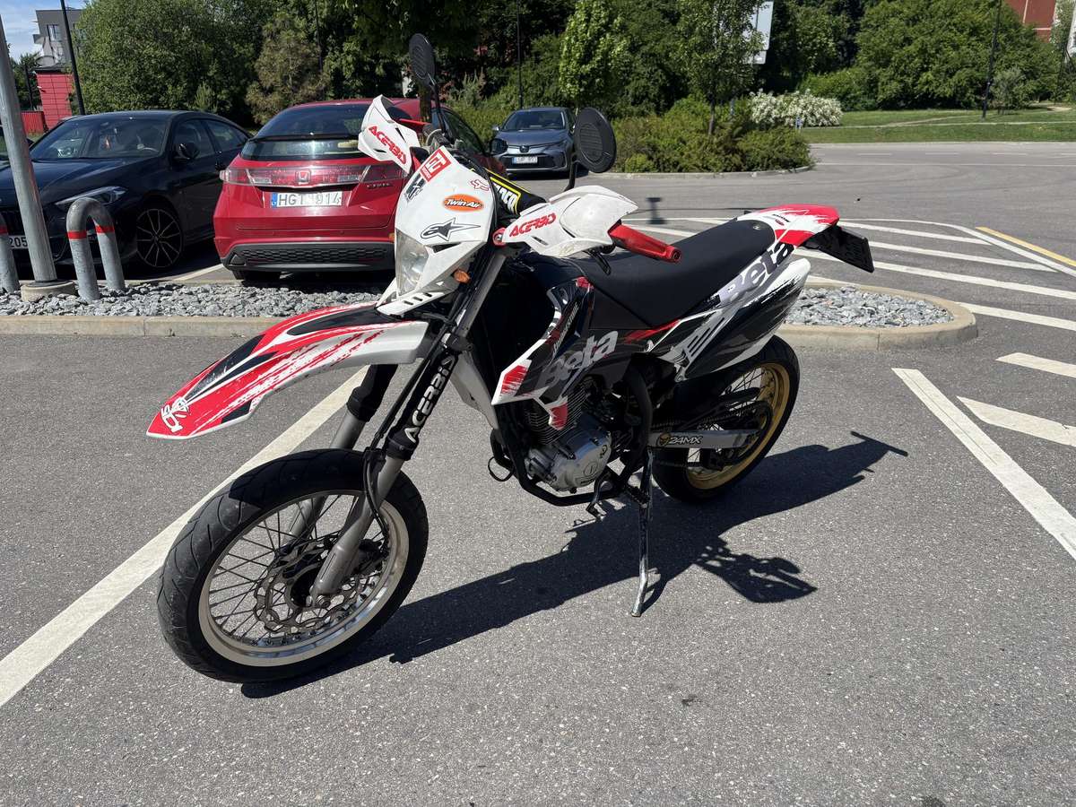 Beta RR 125cc, supermoto