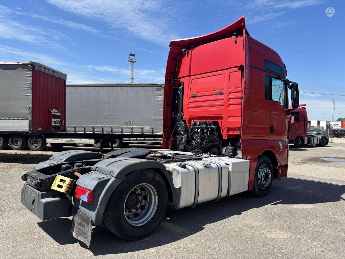 MAN TGX 18.460, double sleeper