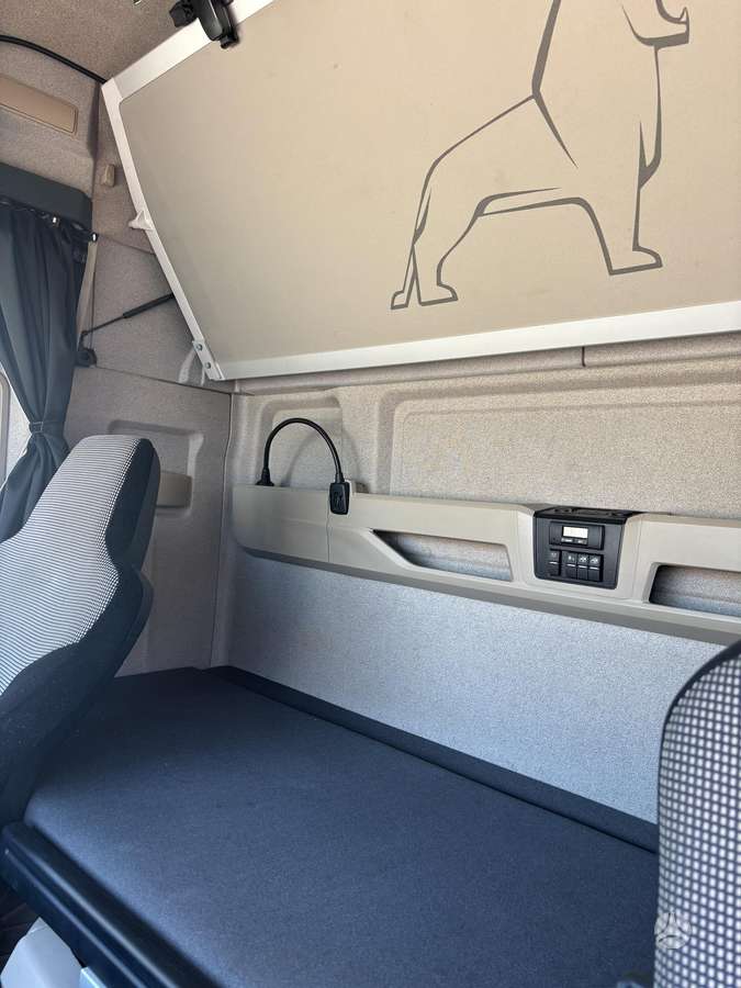 MAN TGX 18.460, double sleeper