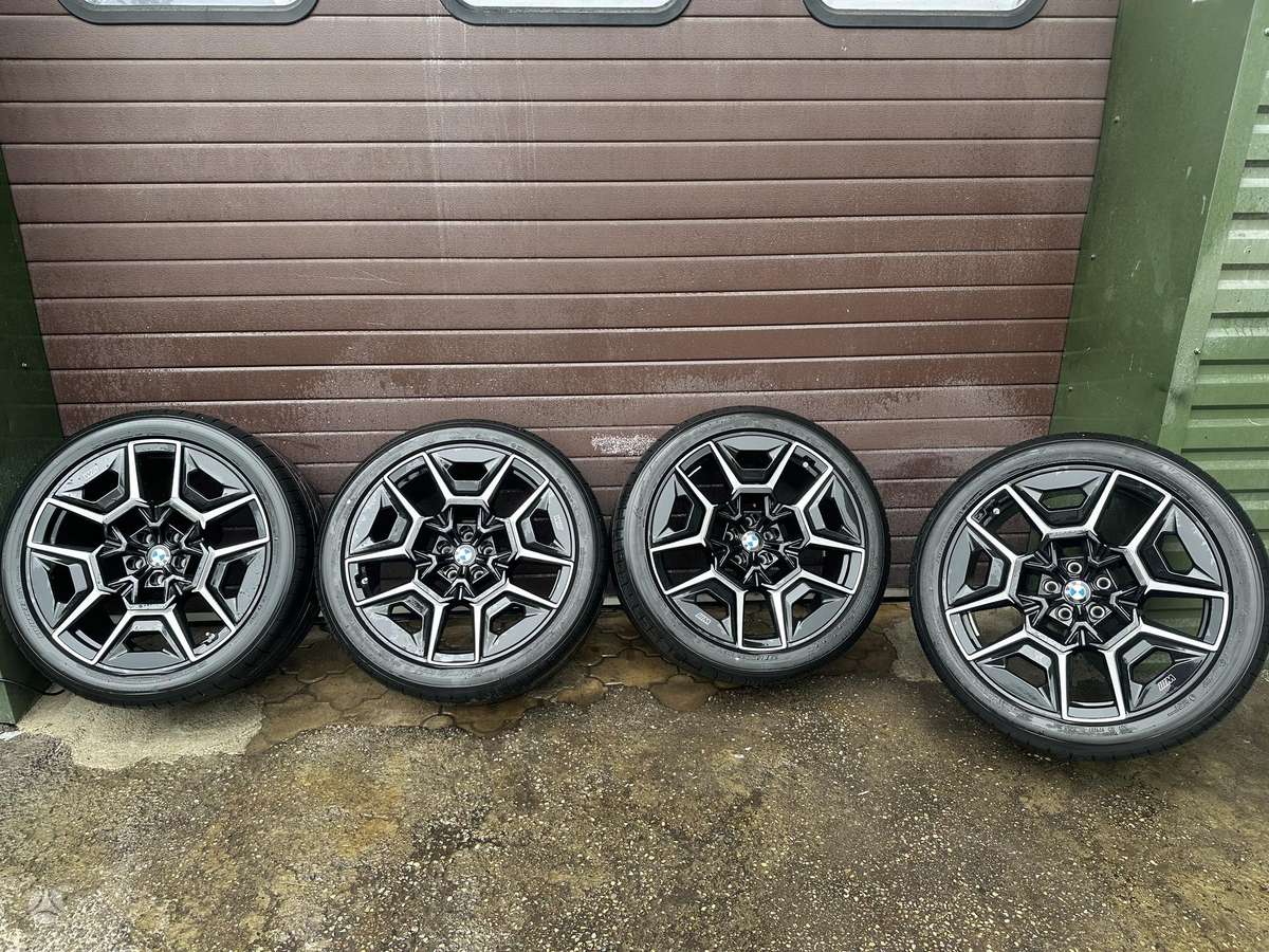BMW XM, light alloy, R22