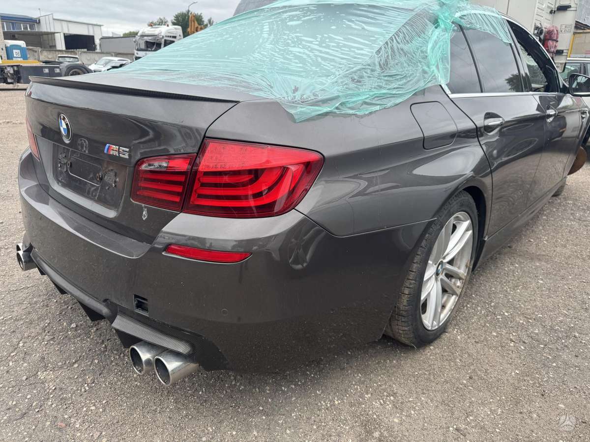 BMW 5 serija