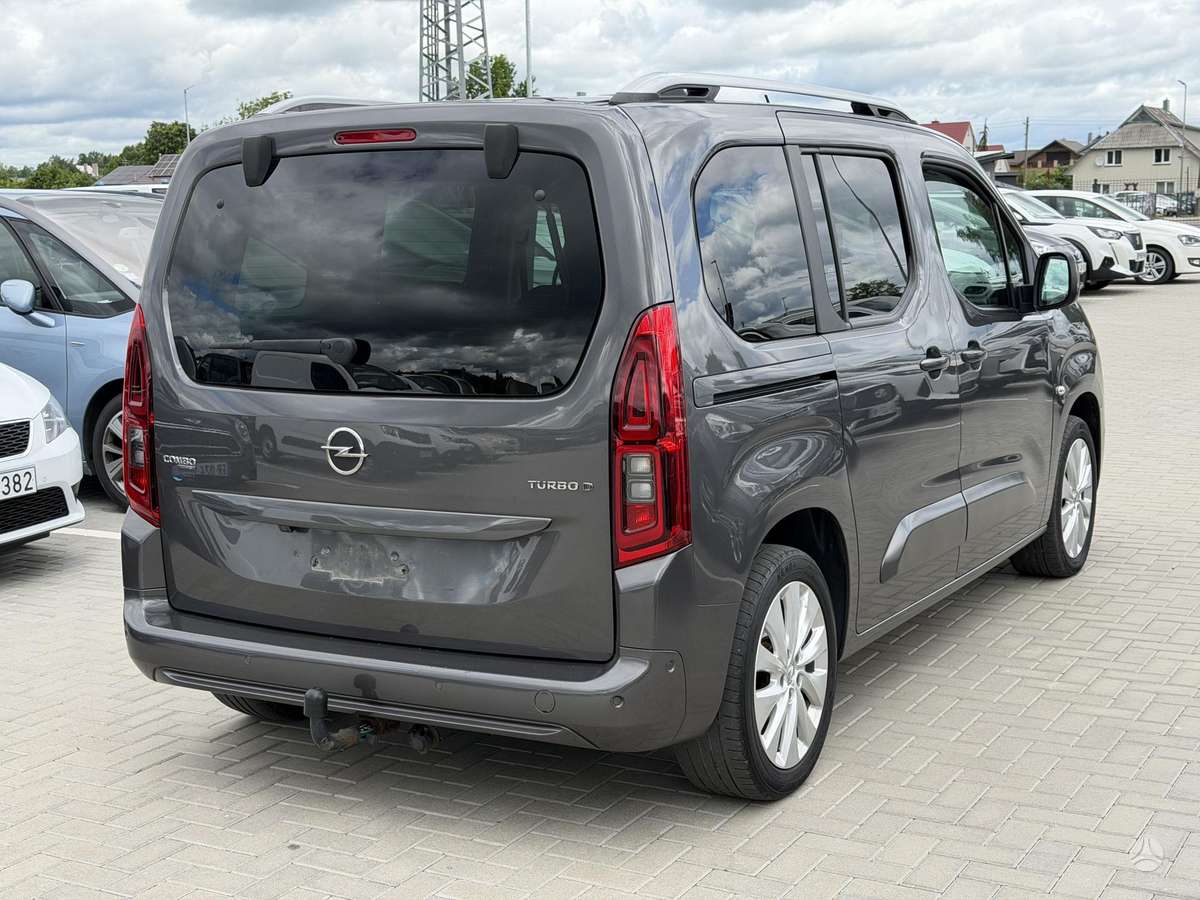 Opel Combo, 1.5 l., Минивэн