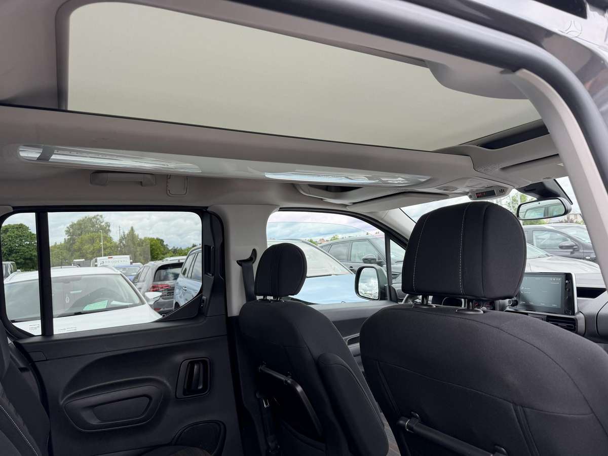 Opel Combo, 1.5 l., Минивэн
