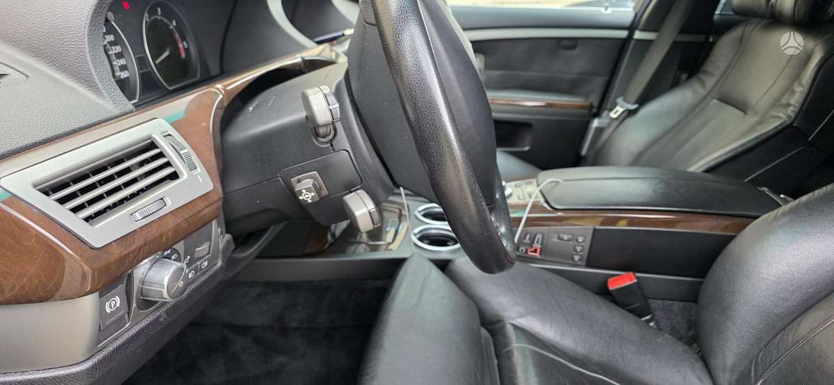 BMW 730, 3.0 l., Седан