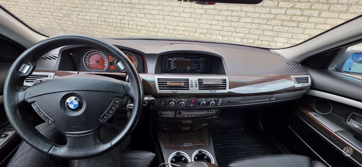 BMW 730, 3.0 l., Седан