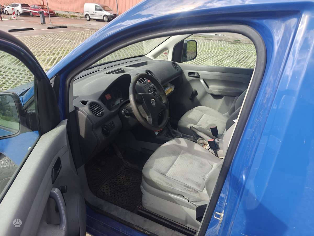 Volkswagen Caddy Maxi - 10