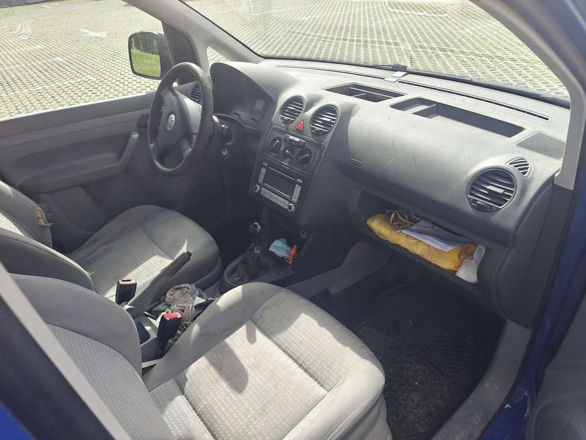 Volkswagen Caddy Maxi - 11