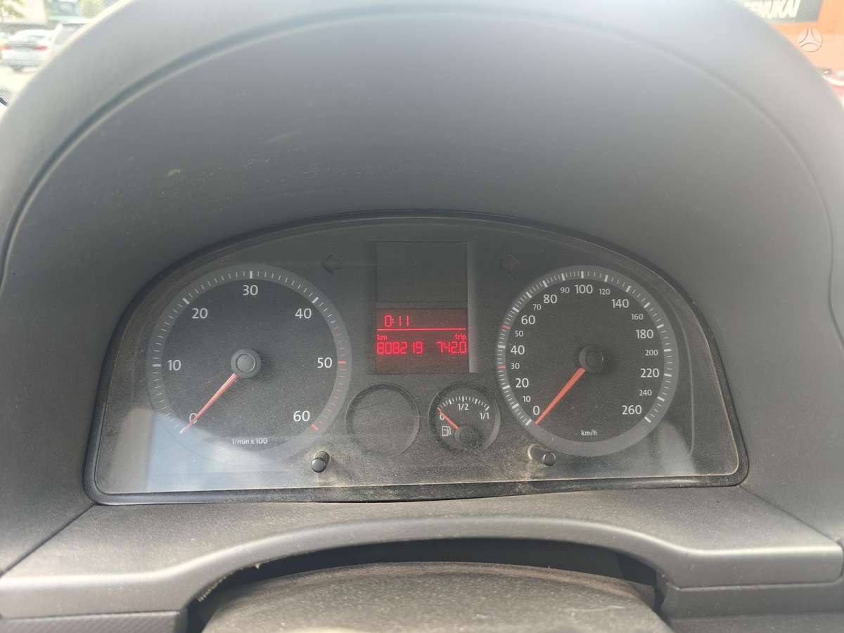 Volkswagen Caddy Maxi - 12