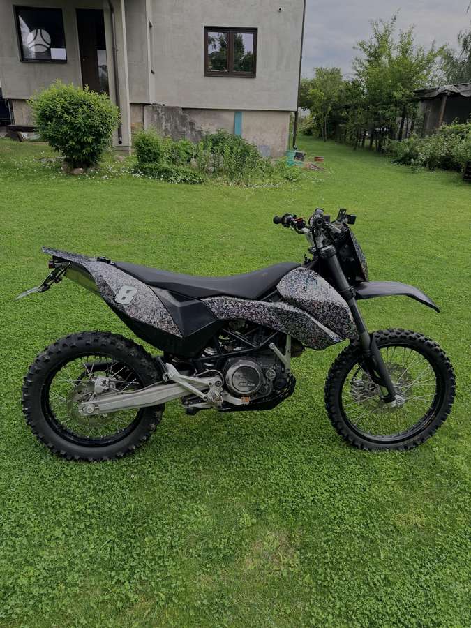 KTM Enduro 690cc, enduro / adventure