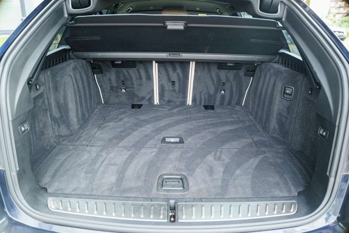 BMW 520, 2.0 l., Универсал