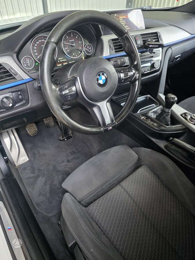 BMW 320, 2.0 l., wagon