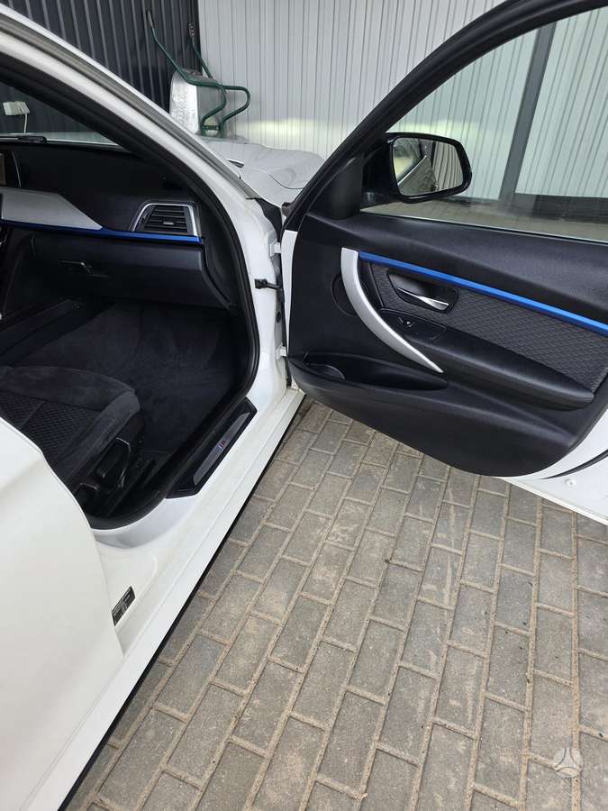 BMW 320, 2.0 l., Универсал