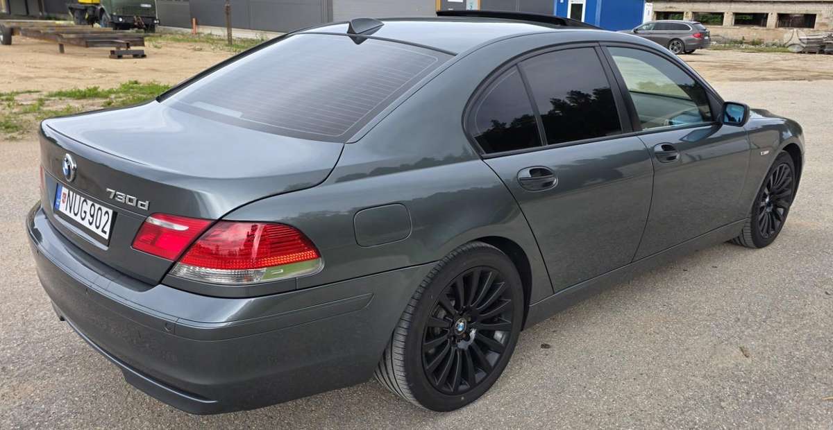 BMW 730, 3.0 l., Седан