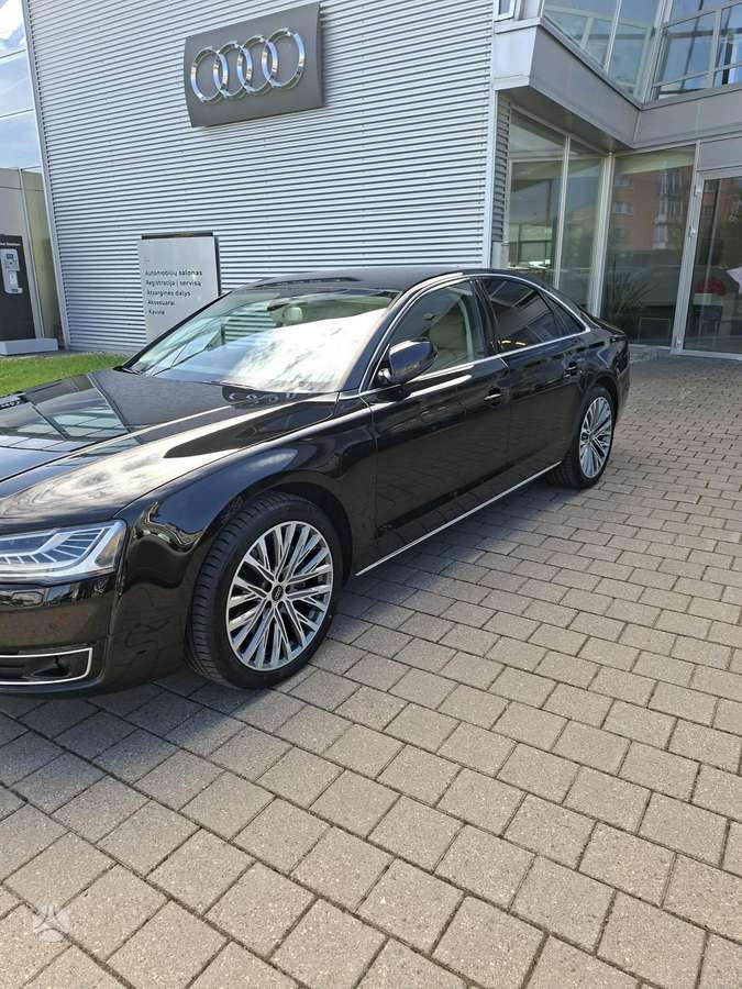 Audi A8, 3.0 l., sedanas