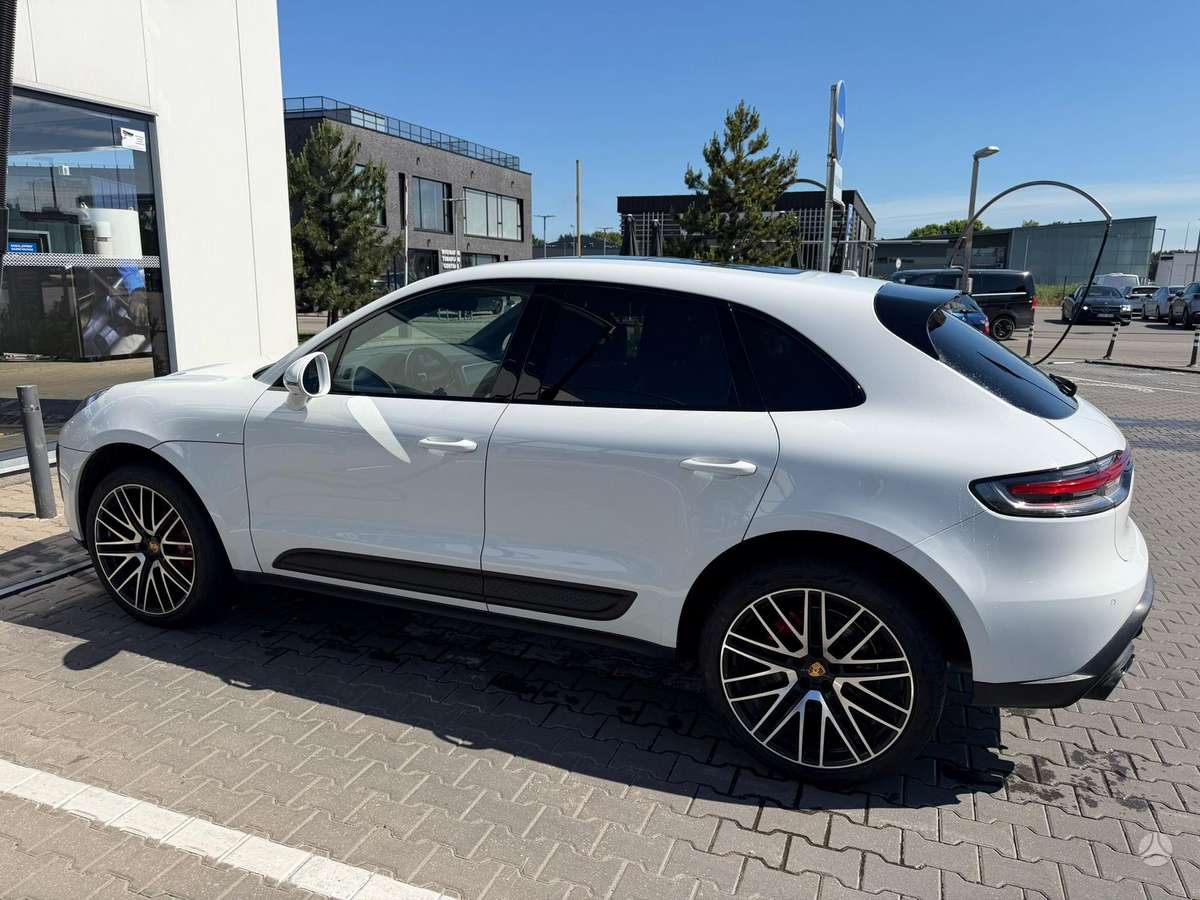 Porsche Macan - 2