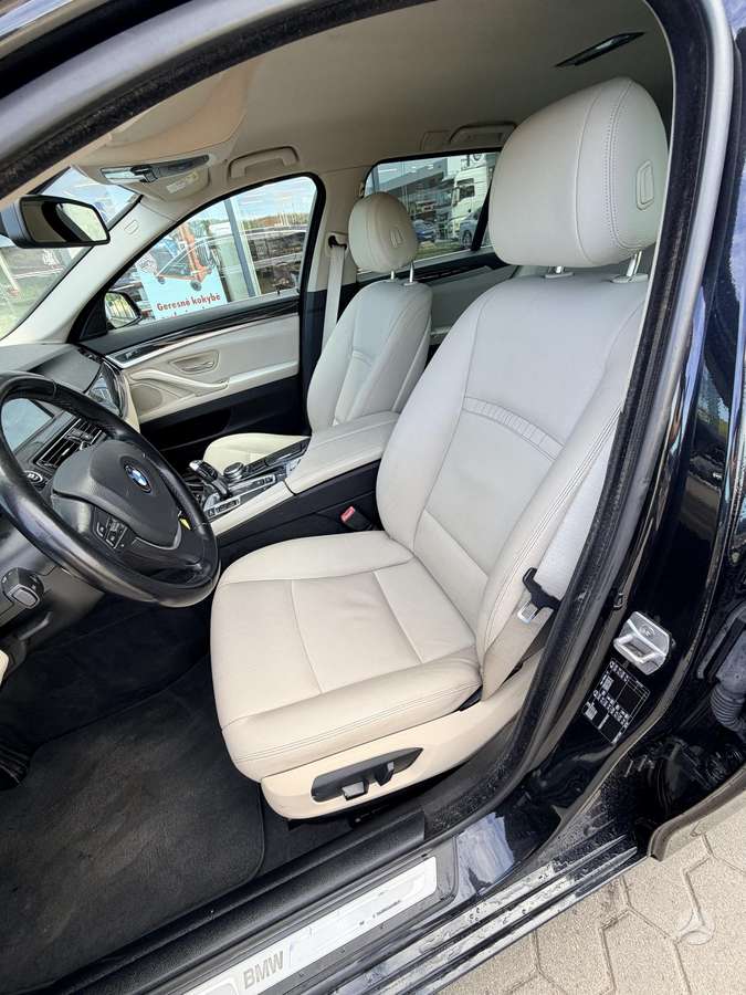 BMW 520, 2.0 l., wagon
