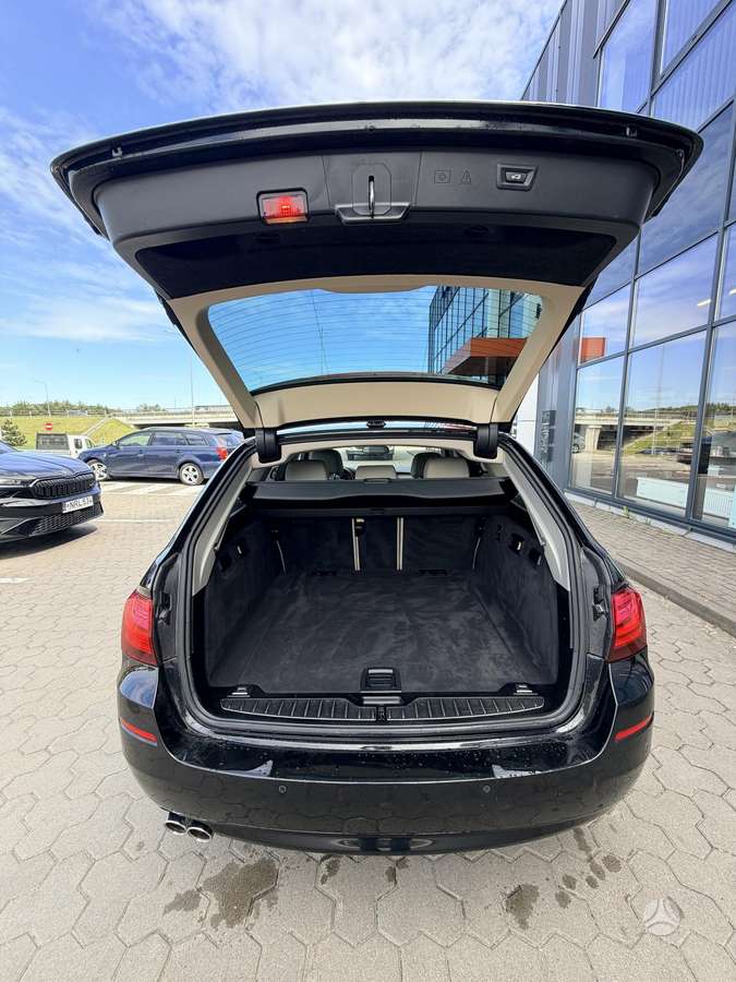 BMW 520, 2.0 l., wagon