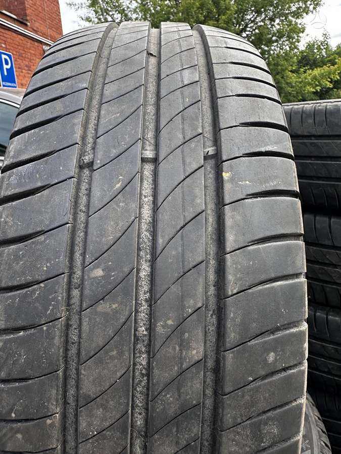 Michelin Agilis, summer 235/65 R16