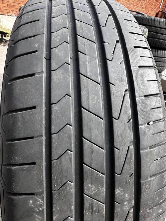 Hankook, летние 215/65 R17