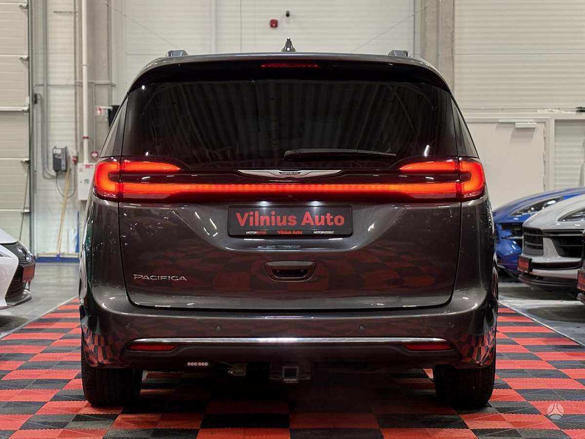 Chrysler Pacifica, 3.6 l., Минивэн