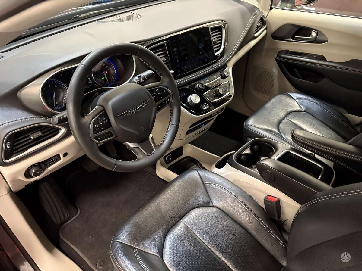 Chrysler Pacifica, 3.6 l., Минивэн