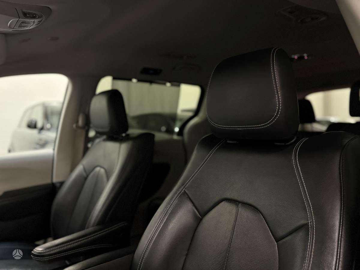 Chrysler Pacifica, 3.6 l., Минивэн