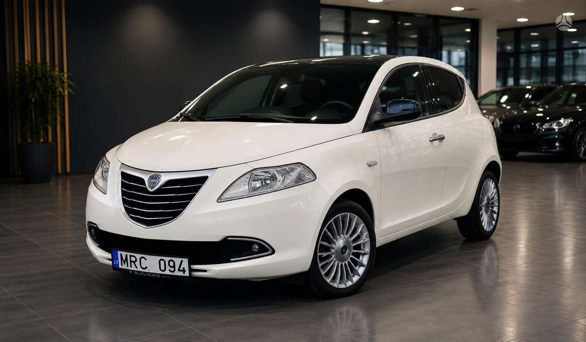 Lancia Ypsilon, 0.9 l., hatchback