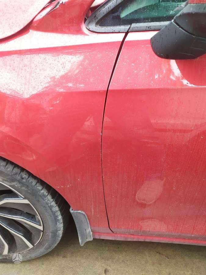Volkswagen Golf - 10