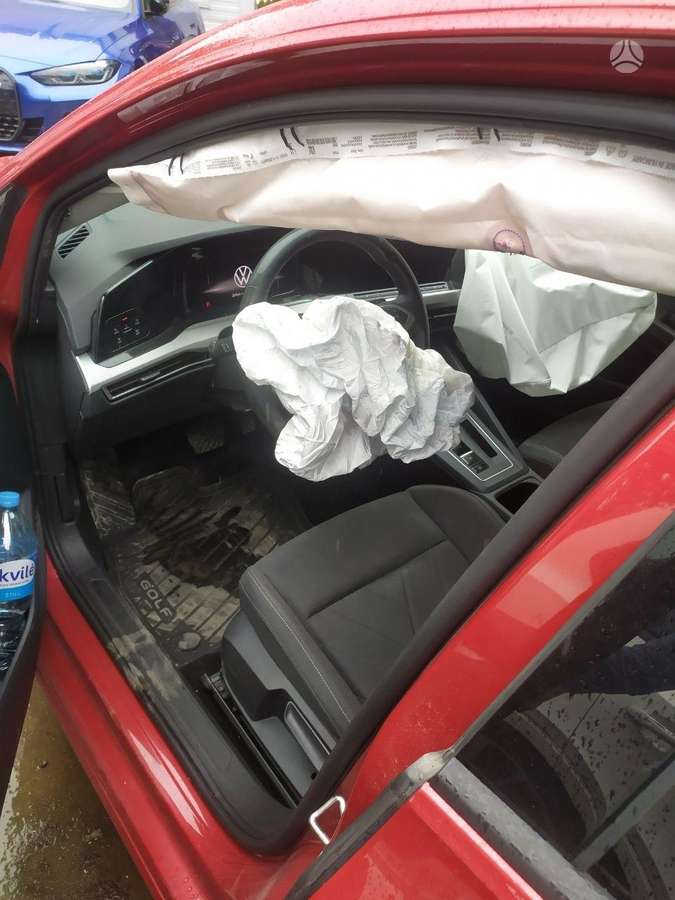 Volkswagen Golf - 12