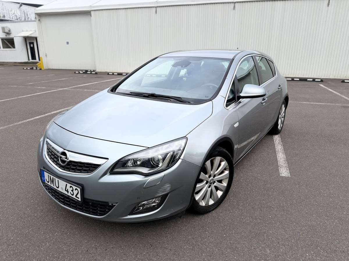 Opel Astra, 1.4 l., Хэтчбек