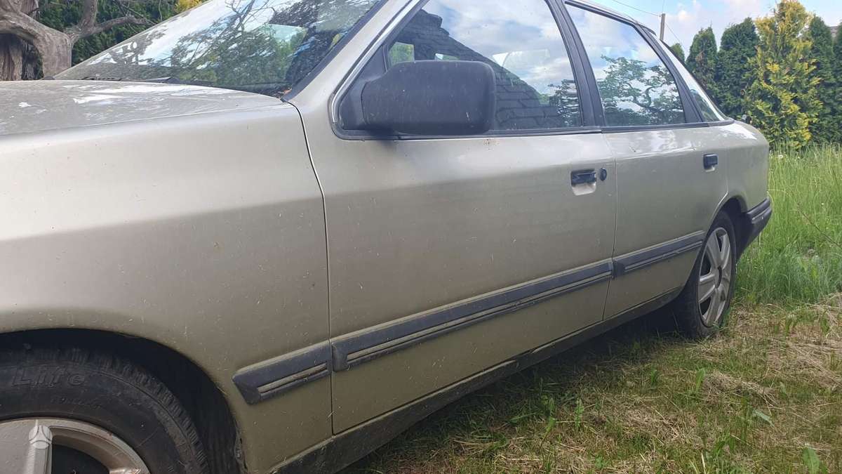 Ford Scorpio, hatchback