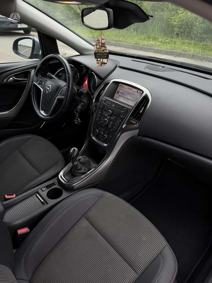 Opel Astra, 1.4 l., Хэтчбек