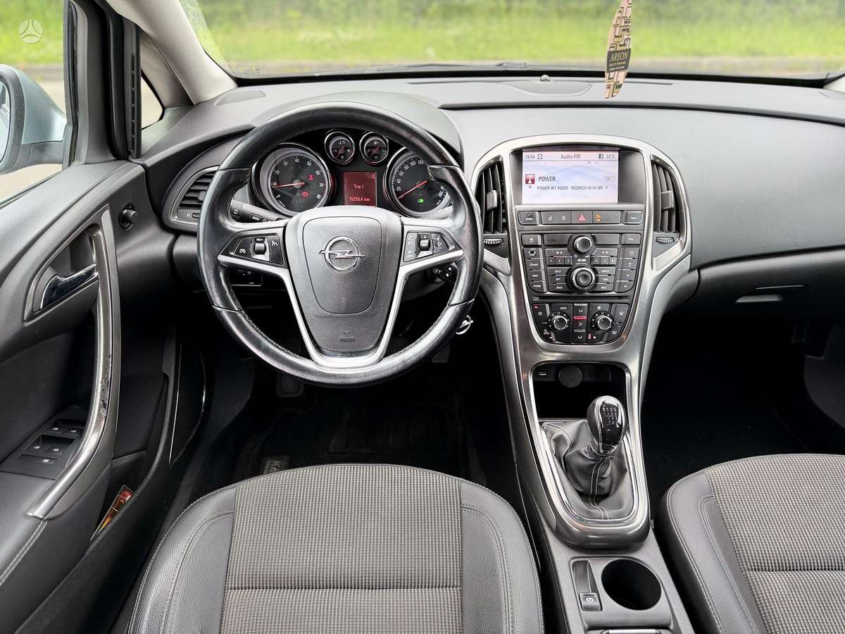 Opel Astra, 1.4 l., Хэтчбек
