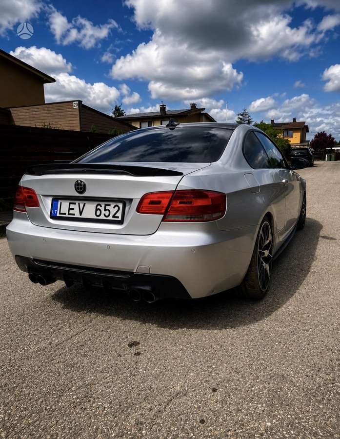 BMW 325, coupe
