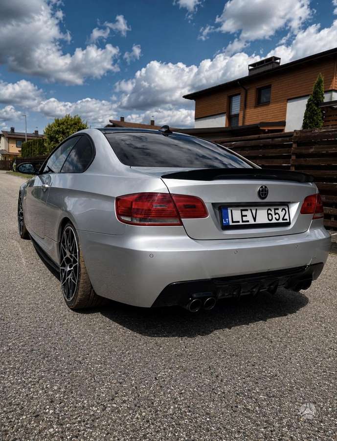 BMW 325, coupe