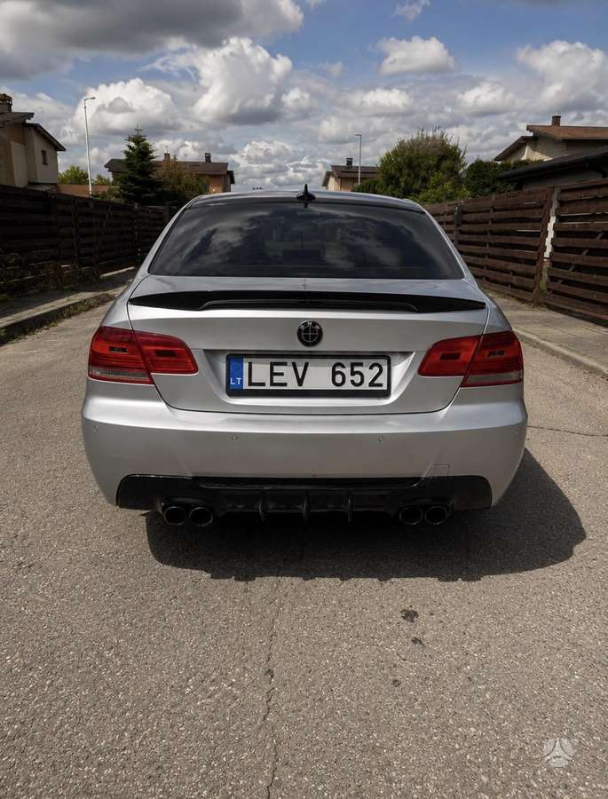 BMW 325, coupe