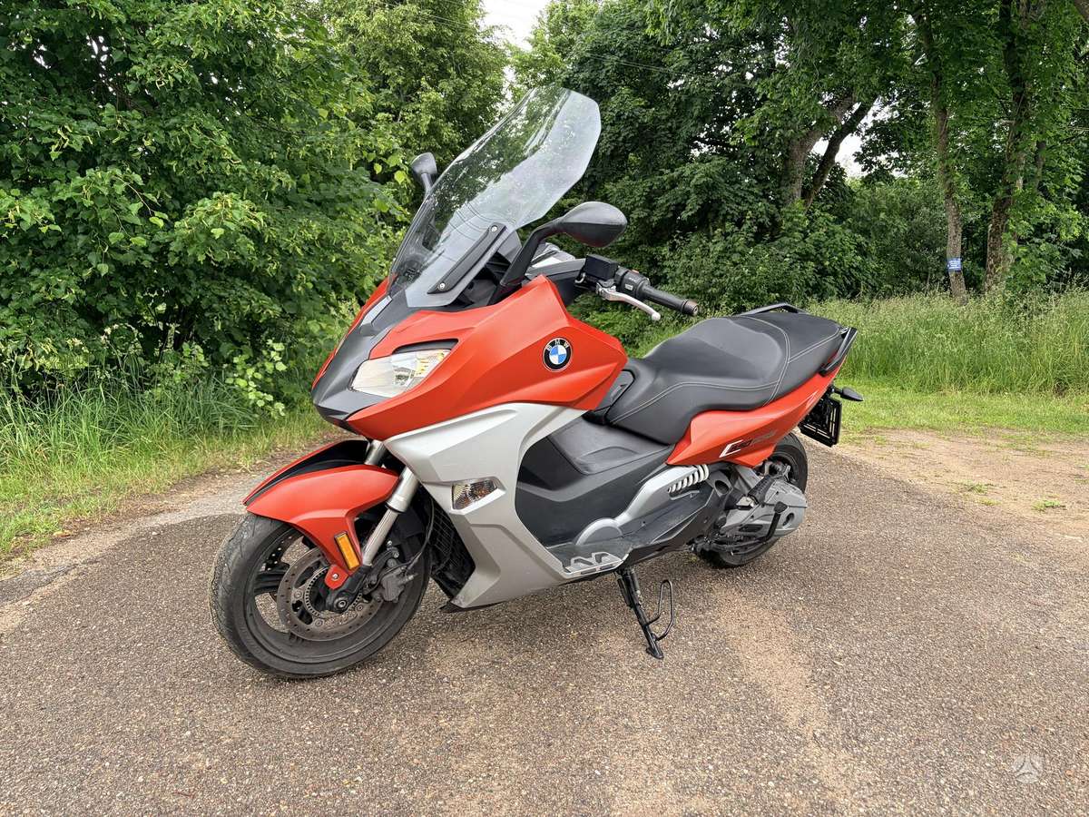 BMW C 600 650cc, scooters / mopeds