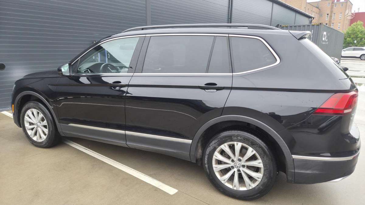 Volkswagen Tiguan - 7