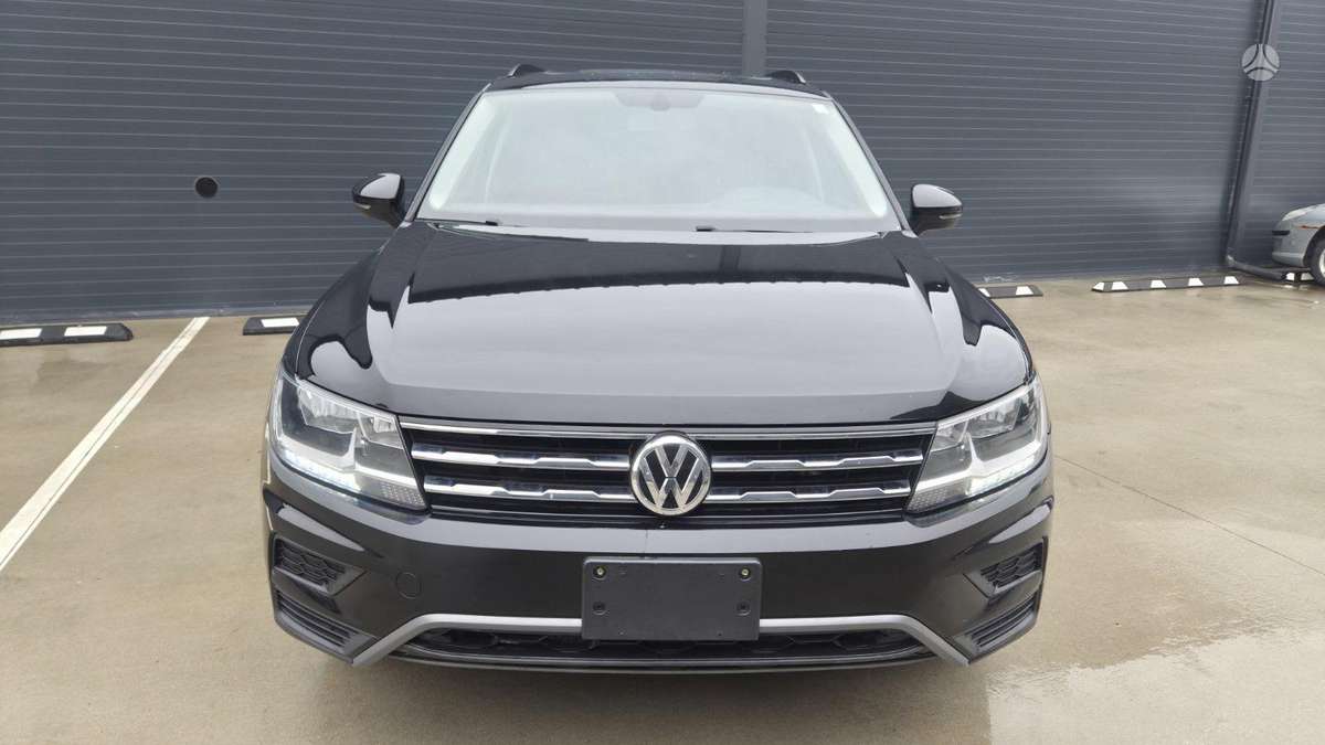 Volkswagen Tiguan - 5