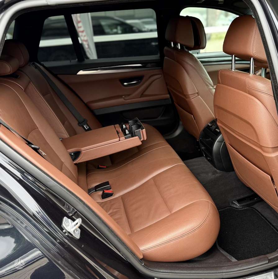 BMW 520, 2.0 l., Универсал