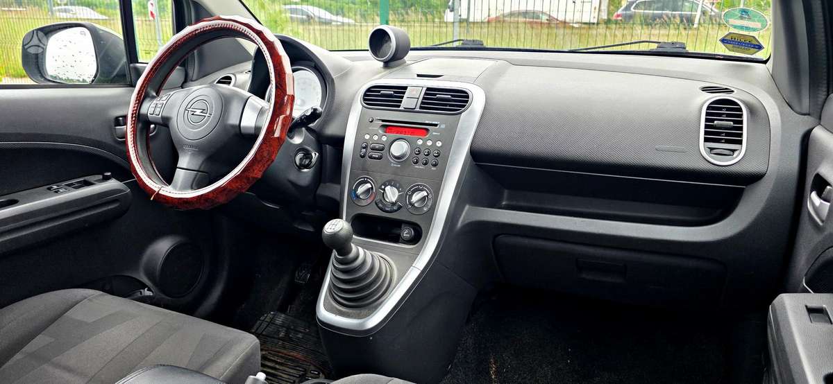 Opel Agila, 1.2 l., hatchback